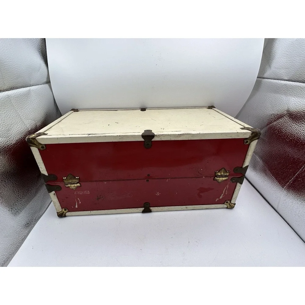 Antique Cass Toys Red/White Metal  17